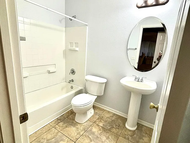 Downstair bathroom
