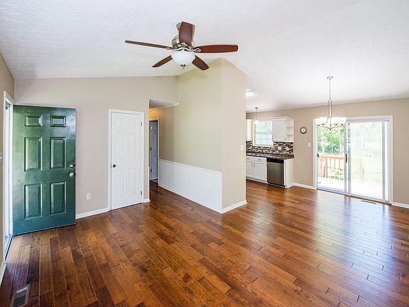 3rd image of 6609 W Woodcock Cir
