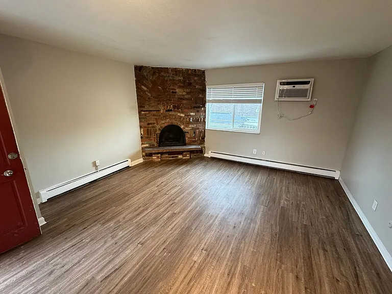 Sherman Commons — Photo 16