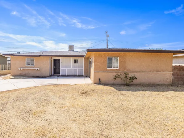 214 E Avenue J12, Lancaster, CA 93535