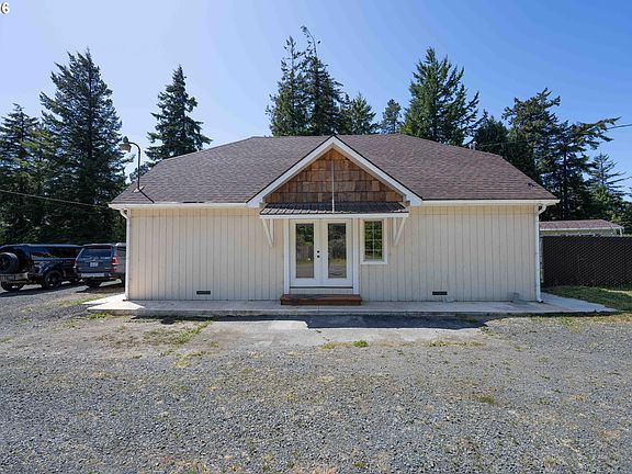 2nd image of 68964 Wildwood Rd