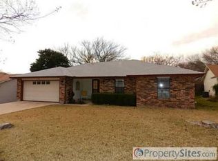 1102 Stratford Ct, Round Rock, TX 78664