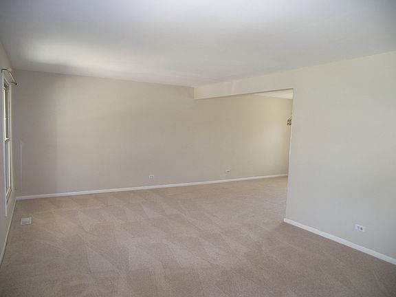 5th image of 1151 Dawes St