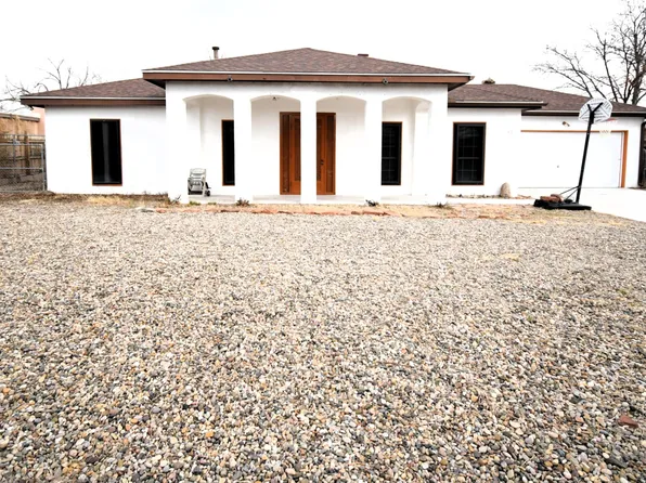 92 Horner St, Rio Communities, NM 87002