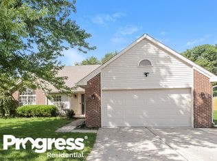 32 Grassy Dr, New Whiteland, IN