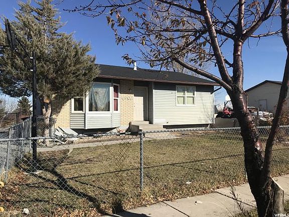 2nd image of 6908 W Kings Estate Dr