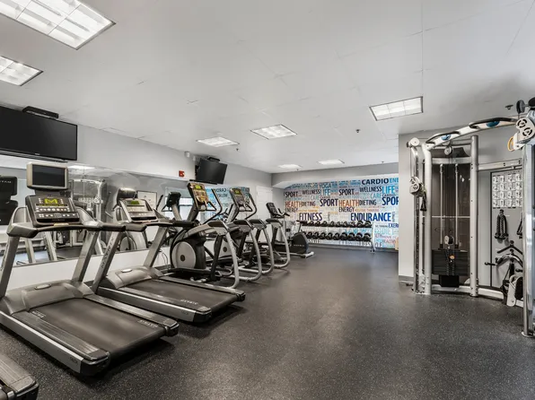 180 10th Street image 5 of 16