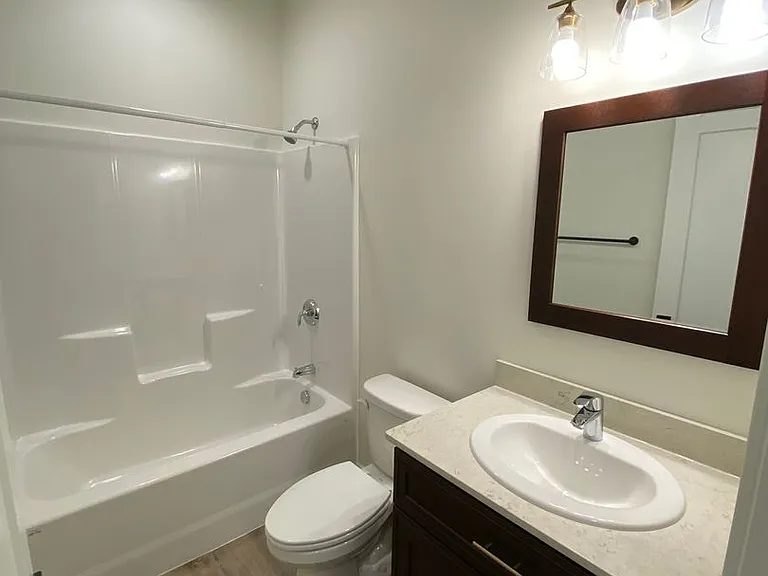 2513 N Benjamin Ln — Photo 24
