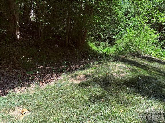 4th image of Heartwood Dr #41