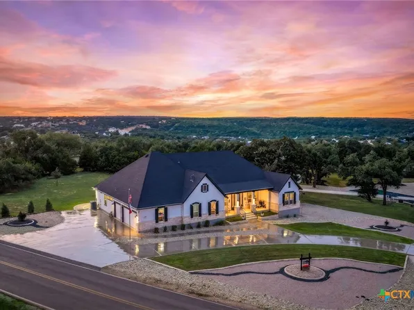 1207 Game Trl, New Braunfels, TX 78132