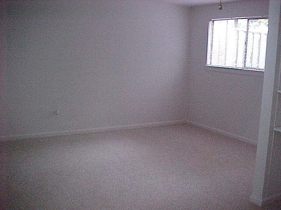 3rd image of 1849 Ivystone Dr