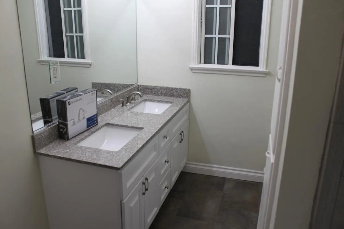 3 bed, 1700 sqft, $3,200 — Photo 3