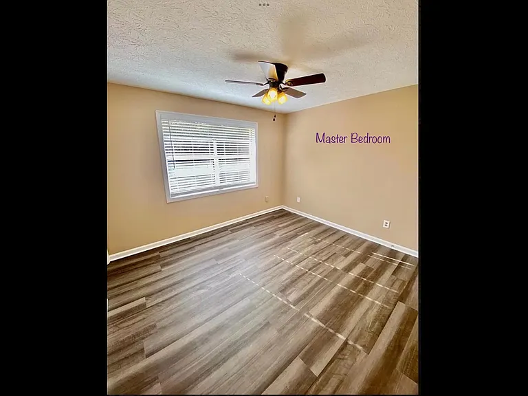 6112 Potomac Cir — Photo 23