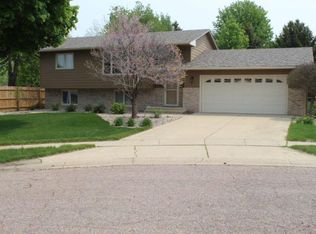 1308 S Risley Cir, Sioux Falls, SD 57106