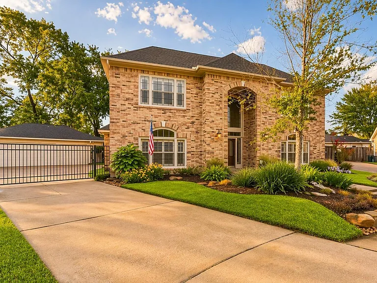 2214 Cherrytree Ridge Ln — Photo 1