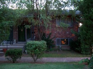 640 Zorn Ave APT 2D, Louisville, KY 40206