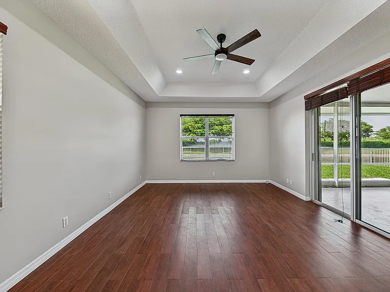 12325 Cascades Pointe Dr — Photo 29