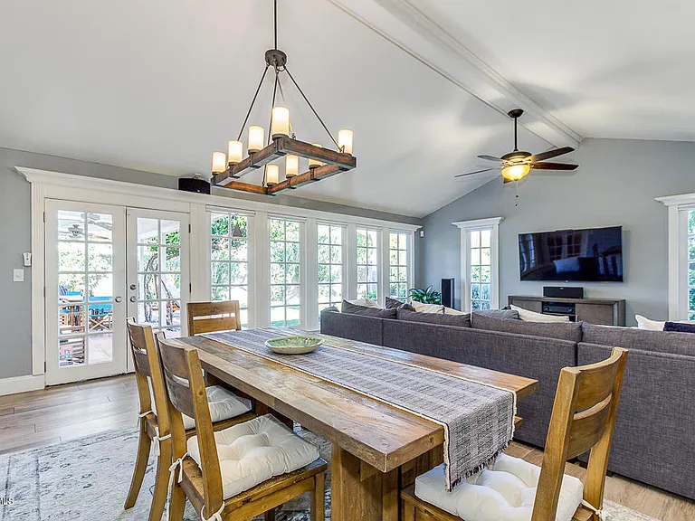4113 E Minnezona Ave — Photo 14