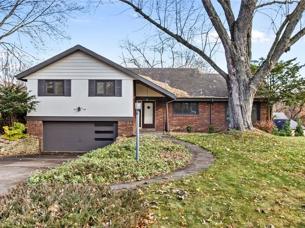 450 Miranda Rd, Pittsburgh, PA 15241