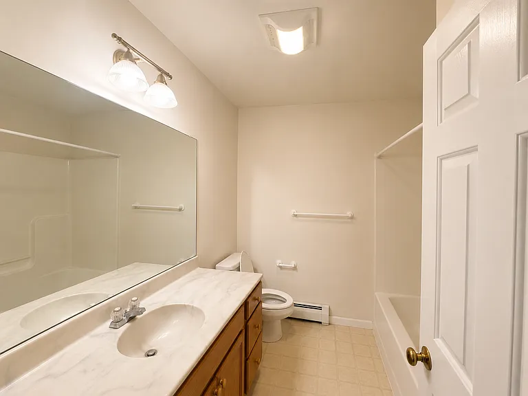 53 Stonington Cir — Photo 14