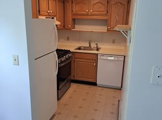49 Depot St UNIT 4, Duxbury, MA 02332