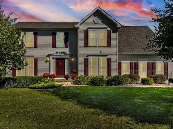 126 Hemlock Dr, Cochranville, PA 19330