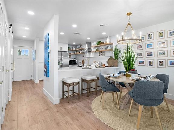 3rd image of 15317 Bonasse Ct APT 1606