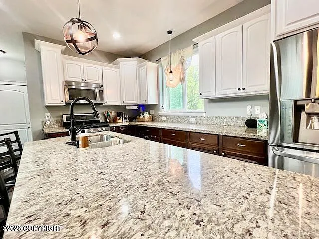 1705 S Creekside Cir — Photo 8