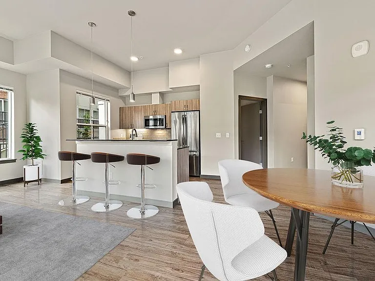 Edge Apartments — Photo 26
