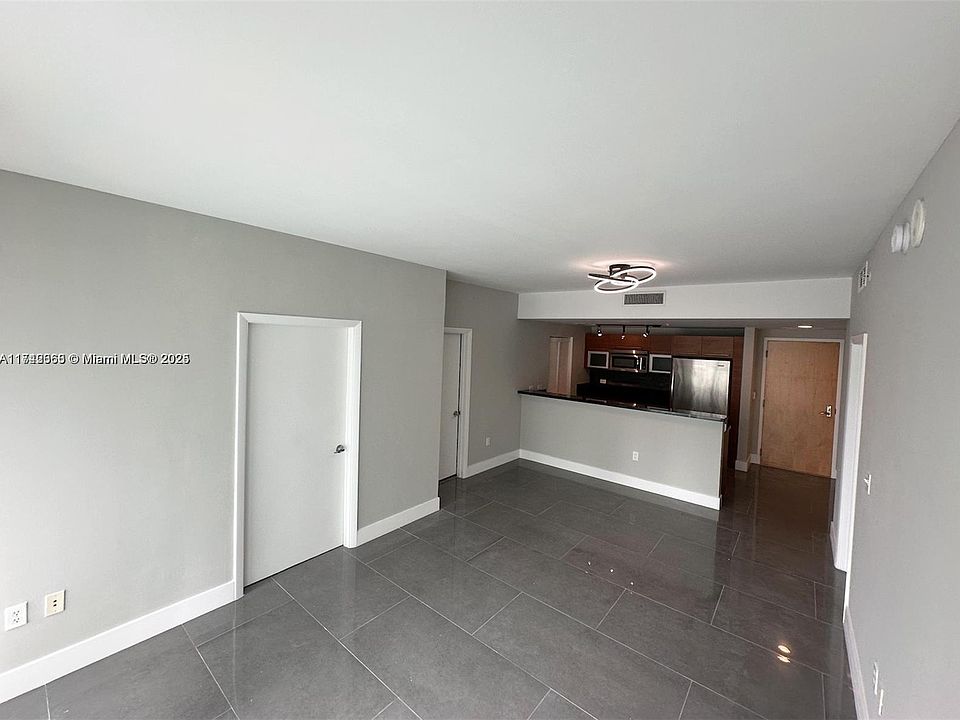 1st image of 253 NE 2nd St #0000