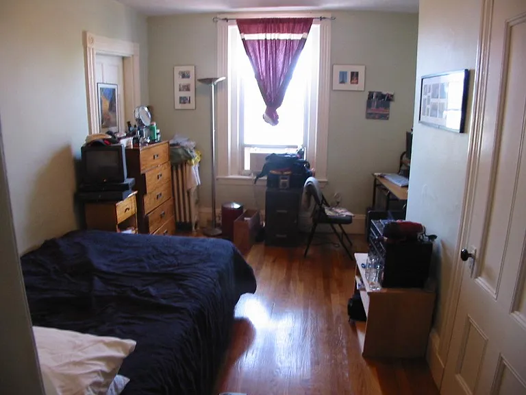 17 Elm St #6 — Photo 4