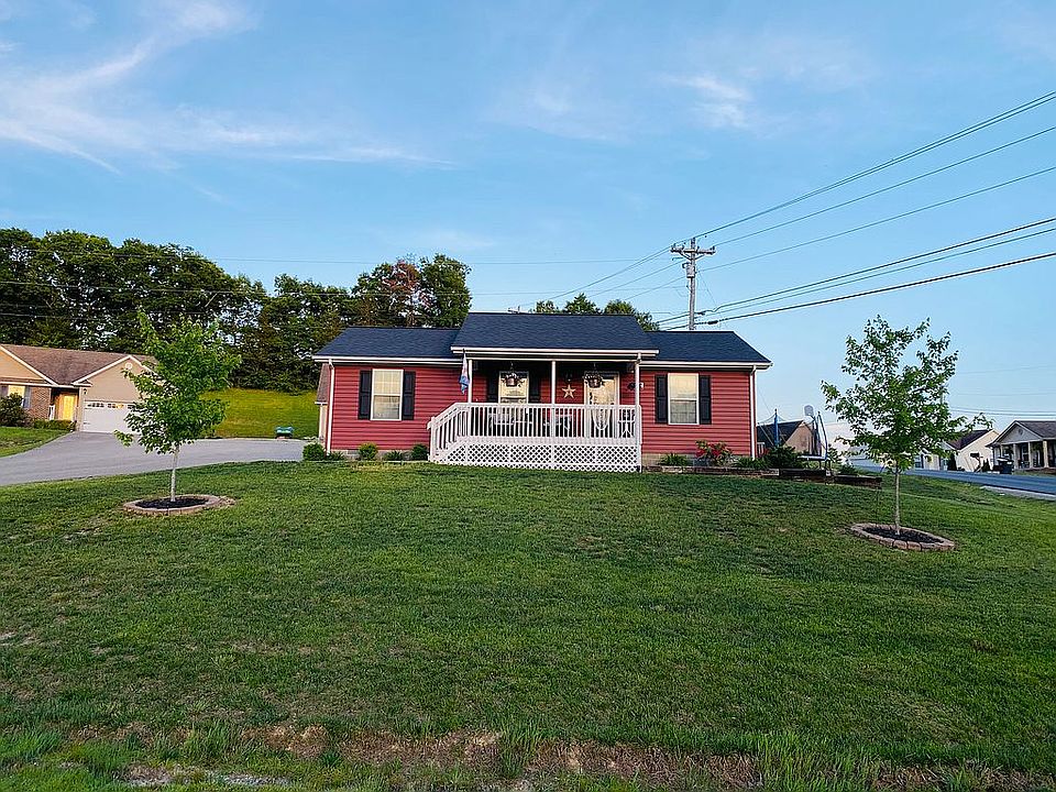 2nd image of 11 W Kingsolver Ct