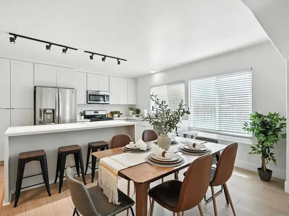 7684 Adkins Way, San Diego, CA 92126