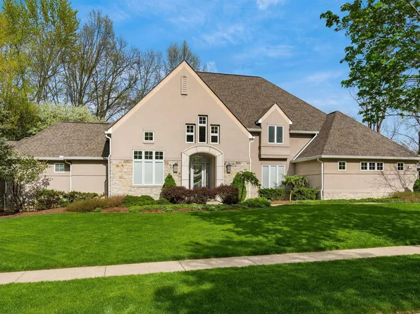 8432 Tartan Fields Dr, Dublin, OH 43017