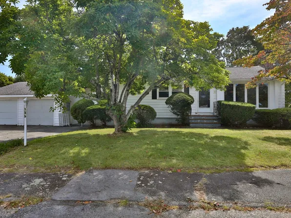 136 Sherwood Dr S, Marlborough, MA 01752