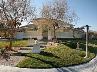 10204 Edgecliff Ln, Las Vegas, NV 89145