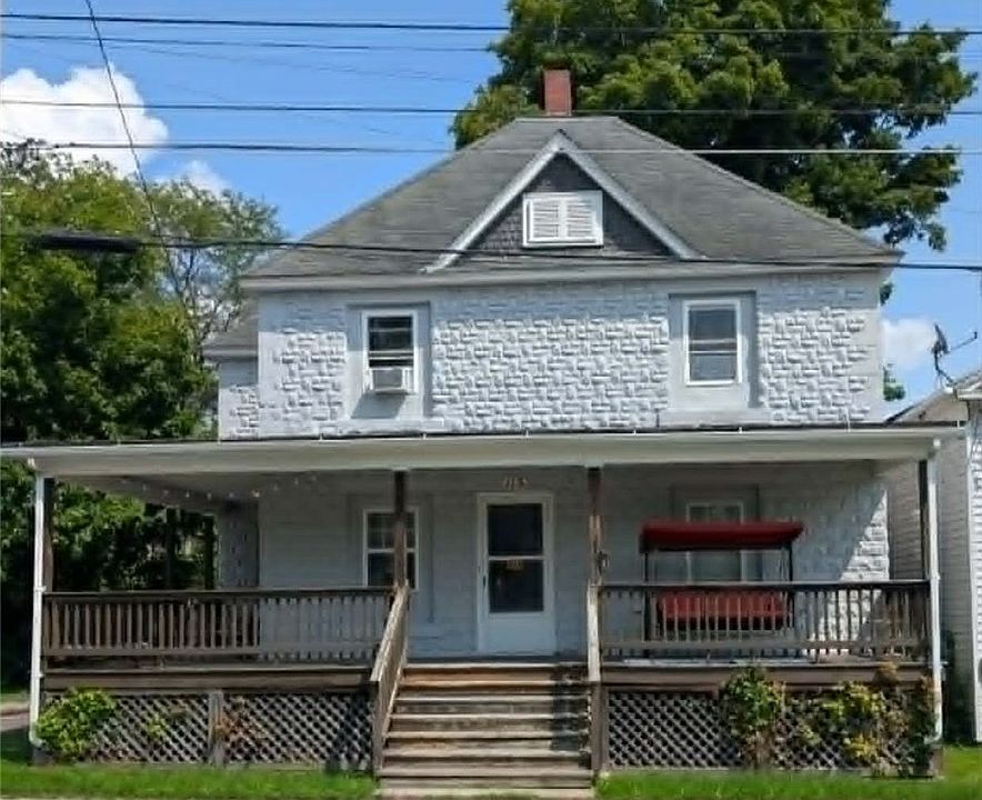 1st image of 113 Pine St