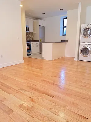 Rented by Uptown Flats LLC | media 19