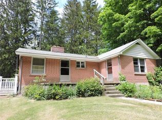 72 Pepper St, Monroe, CT 06468