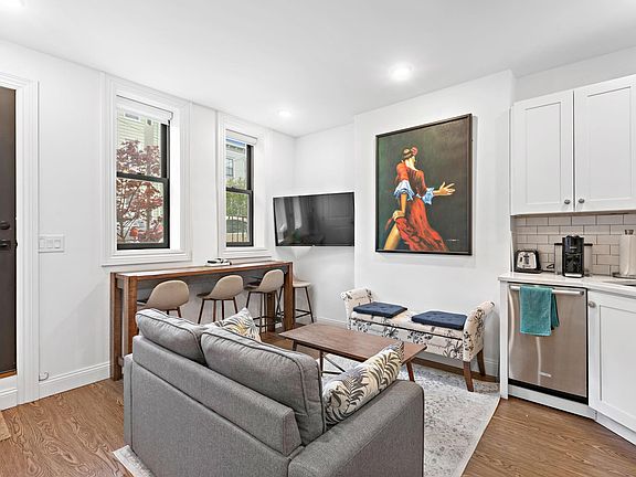 5th image of 359 8th St #1