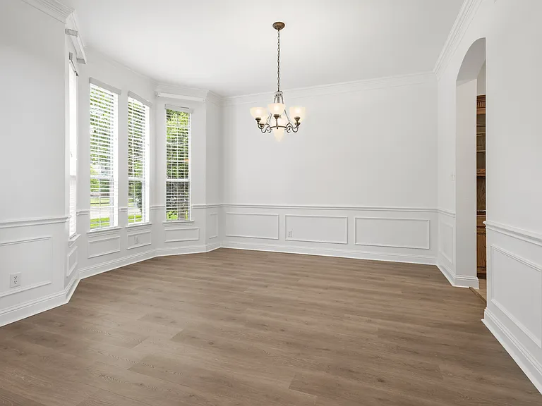 2127 Estes Park Dr — Photo 12