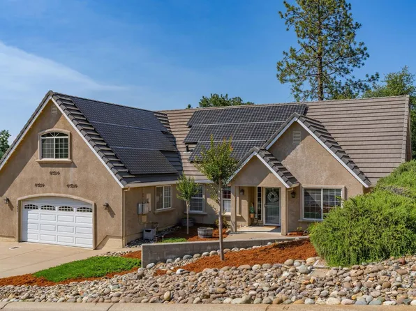 1055 Diamante Robles Ct, Diamond Springs, CA 95619