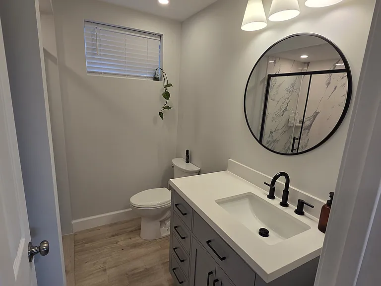 Full bathroom.