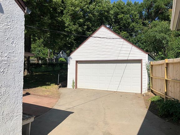 HUGE 2+ car garage!