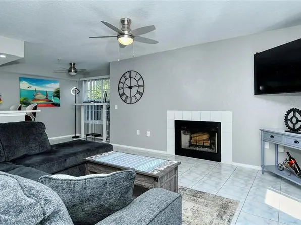 850 S Tamiami Trl APT 801, Sarasota, FL 34236