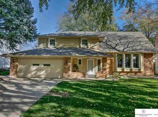 2517 S 167th St, Omaha, NE 68130