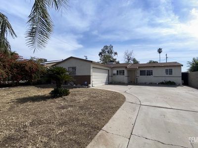 1109 Meadows St, Bakersfield, CA, 93306