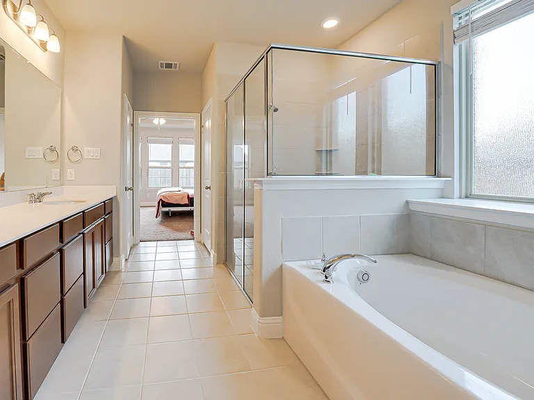 707 Gatecrest Dr — Photo 13