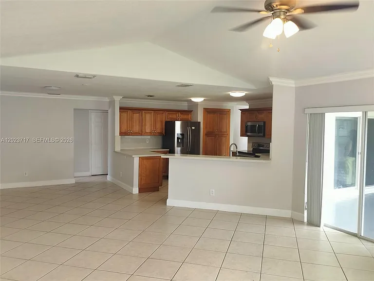 17883 SW 5th St — Photo 17