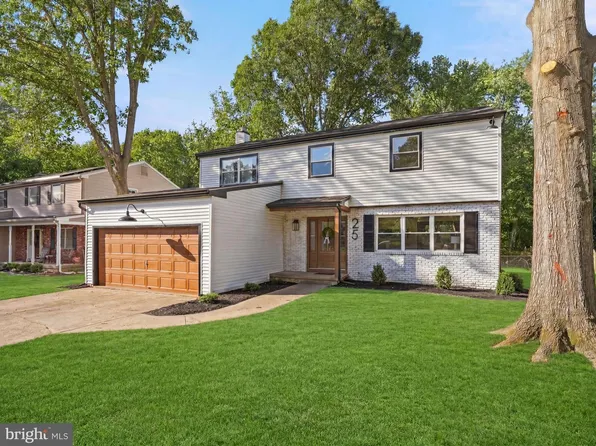 25 Mindy Dr, Moorestown, NJ 08057